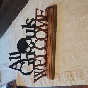 Halloween all ghouls welcome sign orange and black